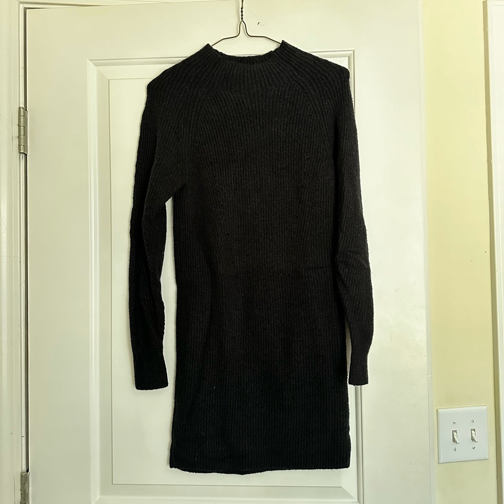 Abercrombie & Fitch Long-Sleeve Mockneck Mini Sweater Dress black